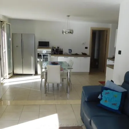 Appartamento Attico Vista Mare Cvg37