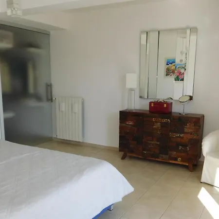 Attico Vista Mare Cvg37 *
