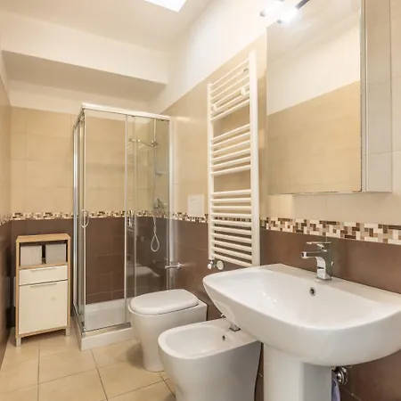 Apartment Attico Vista Mare Cvg37 *